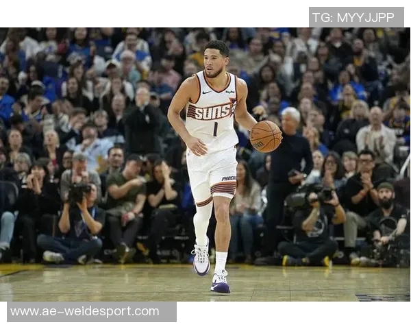 太阳主帅透露布克已恢复训练将持续评估其出战雷霆的可能性