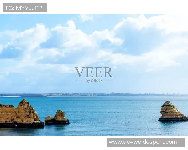 葡萄牙2026年客场球衣曝光海蓝色V字设计搭配独特图案装饰 葡萄牙2026年客场球衣曝光海蓝色V字设计搭配独特图案装饰